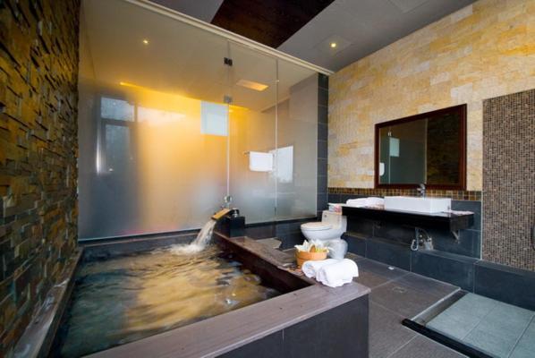 Villa Jiaoxi Guanjinglou Hot Spring Club Exterior foto